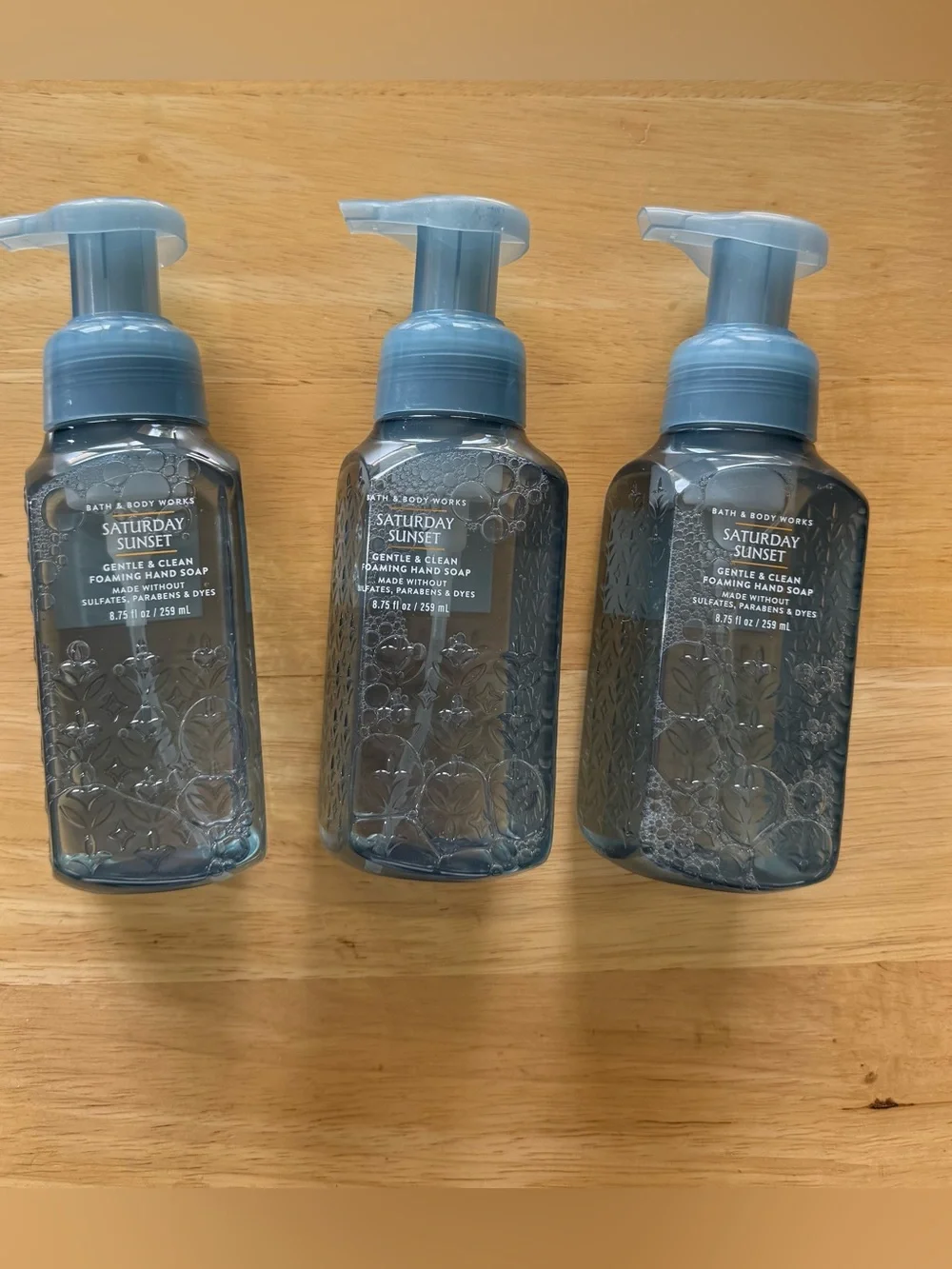 Bath & Body Works Saturday Sunset (Musk) Foaming Hand Soap w/Essential oils x3 - Picture 1 of 2